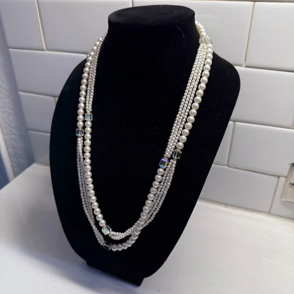 Vintage Faux Pearl Necklace 54" - Picture 7 of 7